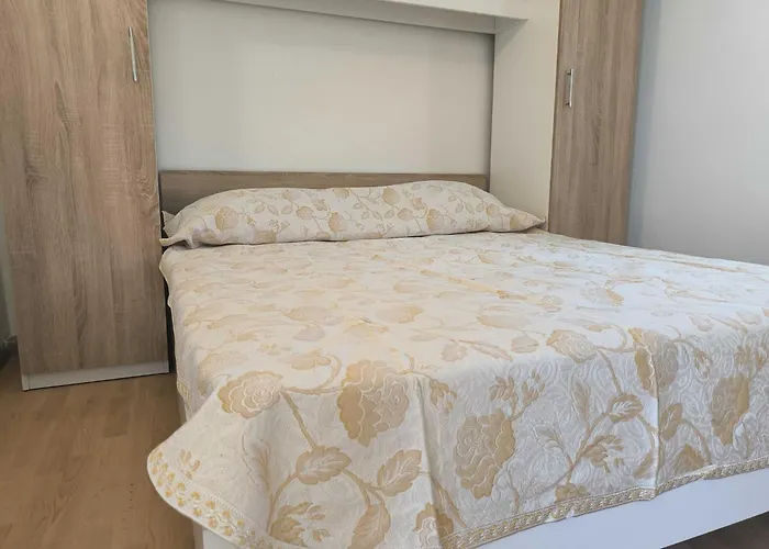 One Bedroom With Balcony 3 Rab Town