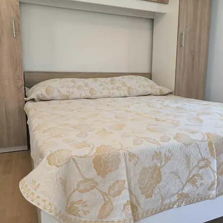 One Bedroom With Balcony 3 Rab Town