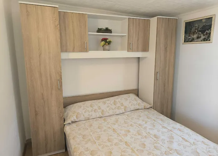 Apartmán One Bedroom With Balcony 3 Rab Town